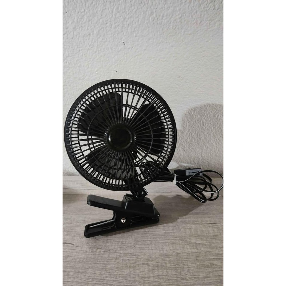 12V Car Fan 6" with clip - Picture 1 of 4